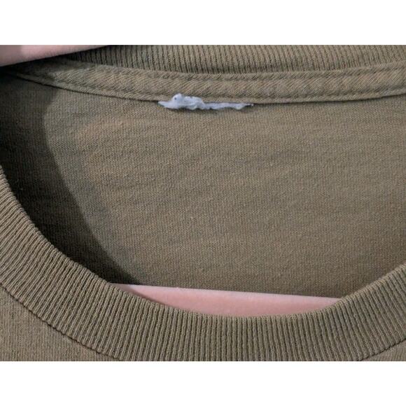 VINTAGE "Protect Your Nuts" Squirrel Graphic T-Shirt Distressed Men's LARGE - Picture 3 of 4